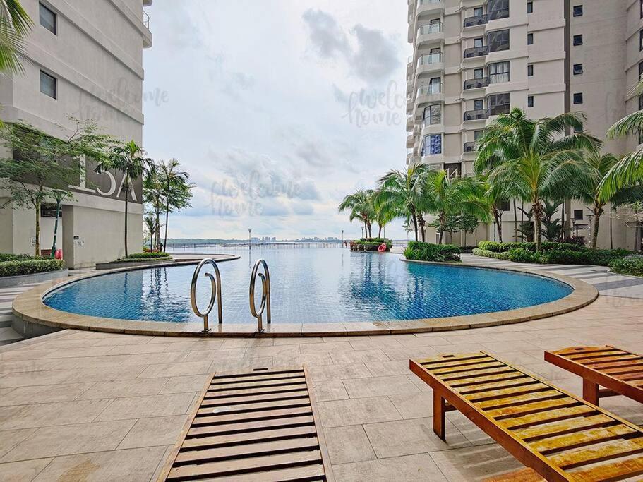 Bay Laurel, Country Garden Danga Bay Homestay By Welcome Home Johor Bahru Eksteriør billede